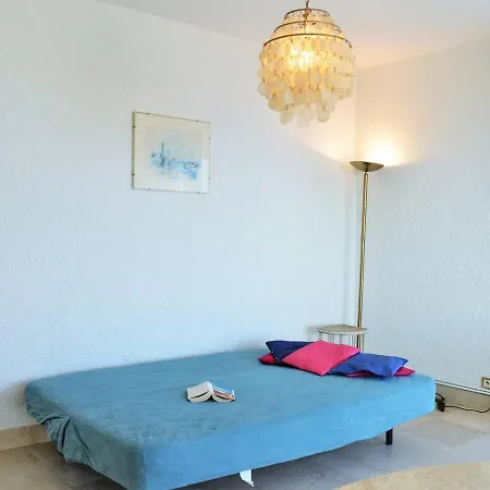 Apartment 2 Pieces Avec Grande Terrasse Au Coeur Du Lavandou - Fr-1-251-287 *