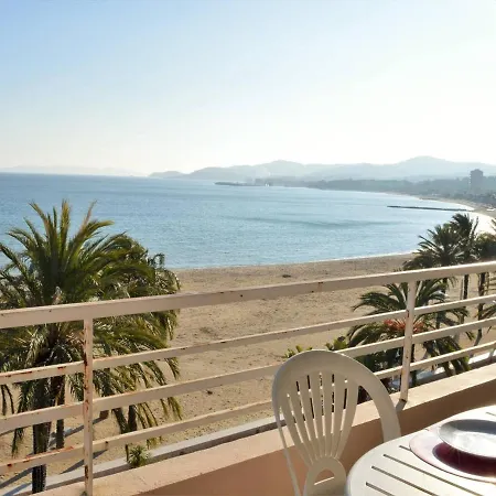 Apartment 2 Pieces Avec Grande Terrasse Au Coeur Du Lavandou - Fr-1-251-287 *